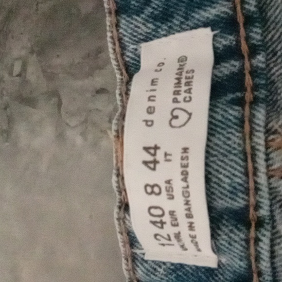 Boyfriend Jean shorts - Picture 3 of 3